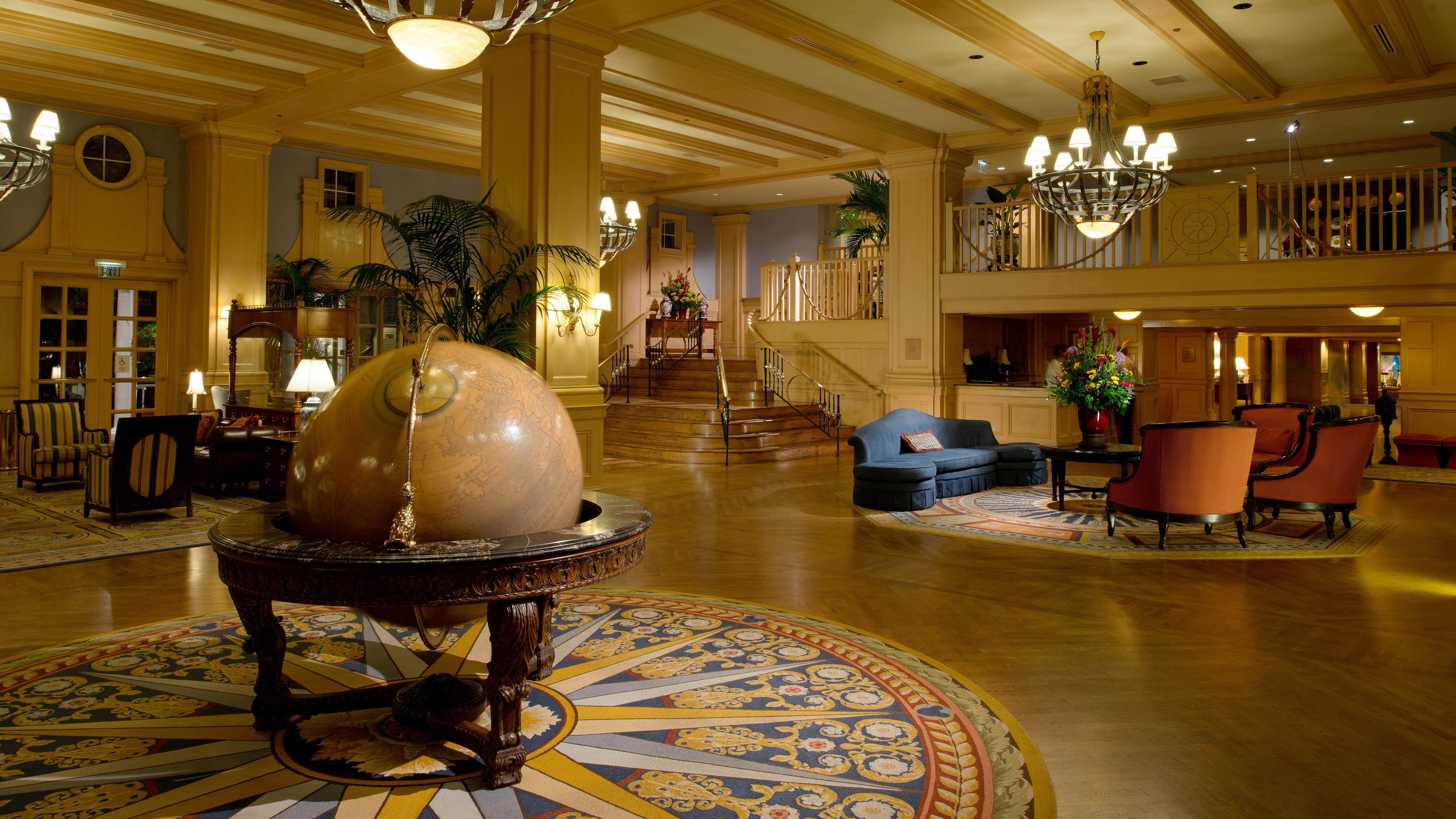 Yacht_Club_lobby
